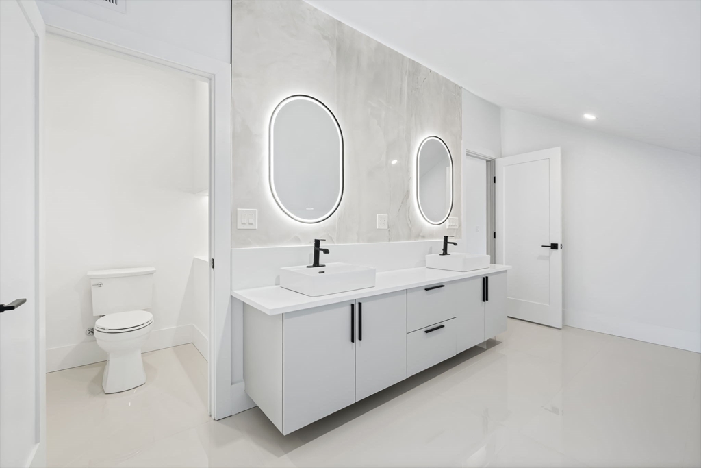 1766 Commonwealth Ave # 1766