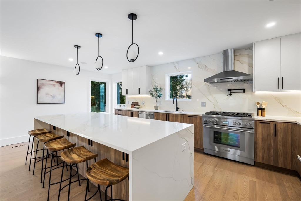 1766 Commonwealth Ave # 1766