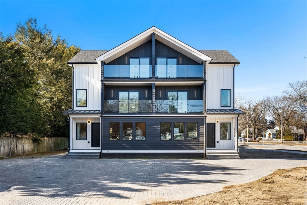 1766 Commonwealth Ave # 1766