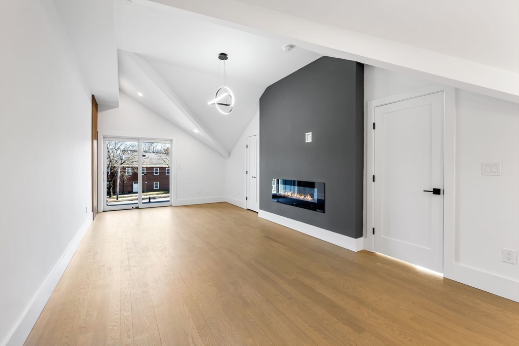 1766 Commonwealth Ave # 1766