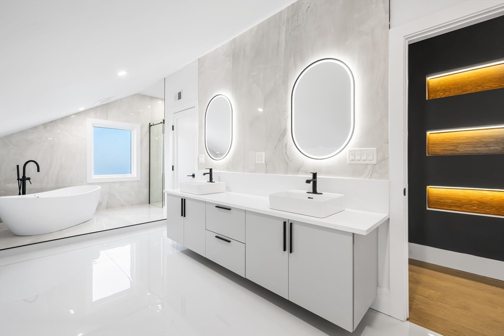 1766 Commonwealth Ave # 1766