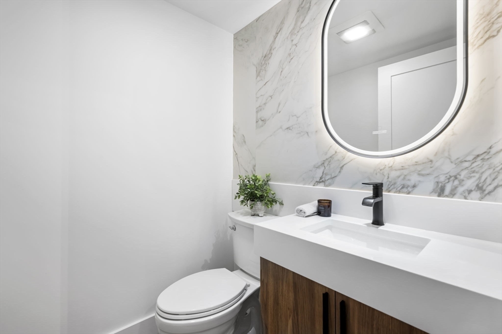 1766 Commonwealth Ave # 1766