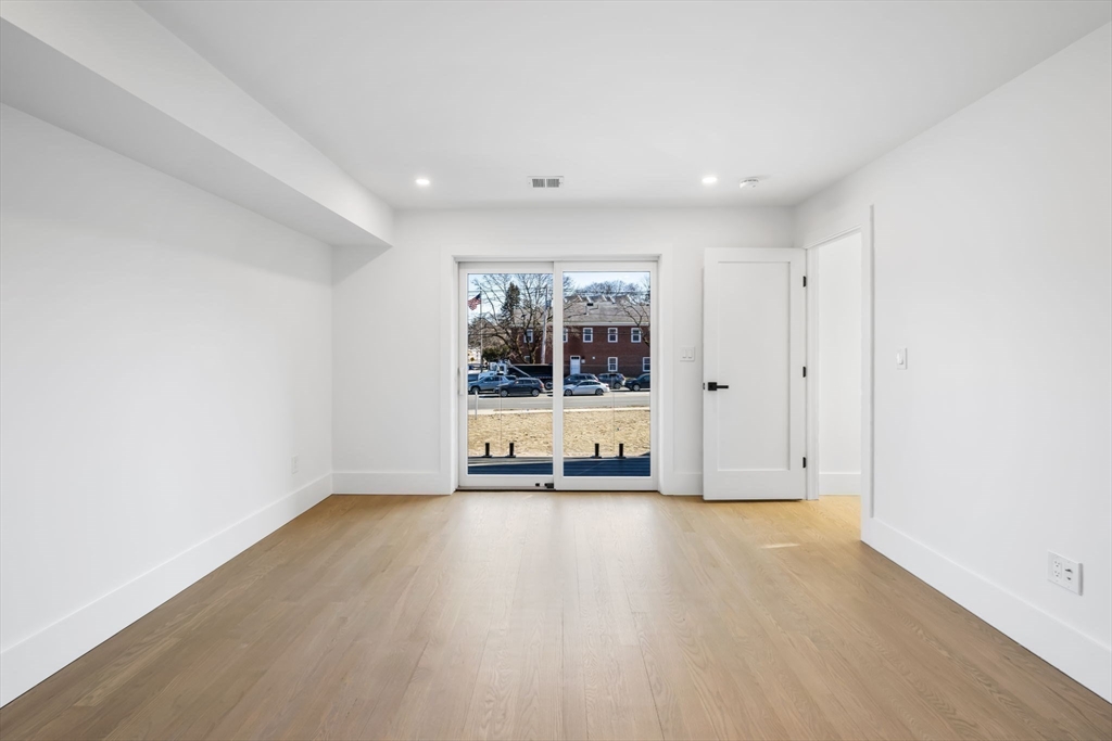 1766 Commonwealth Ave # 1766