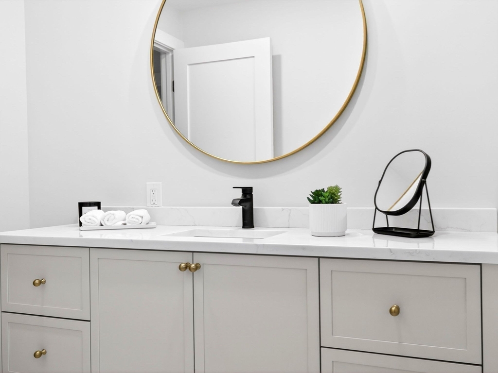 165-167 Franklin St # 1