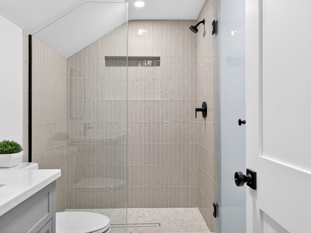 165-167 Franklin St # 1