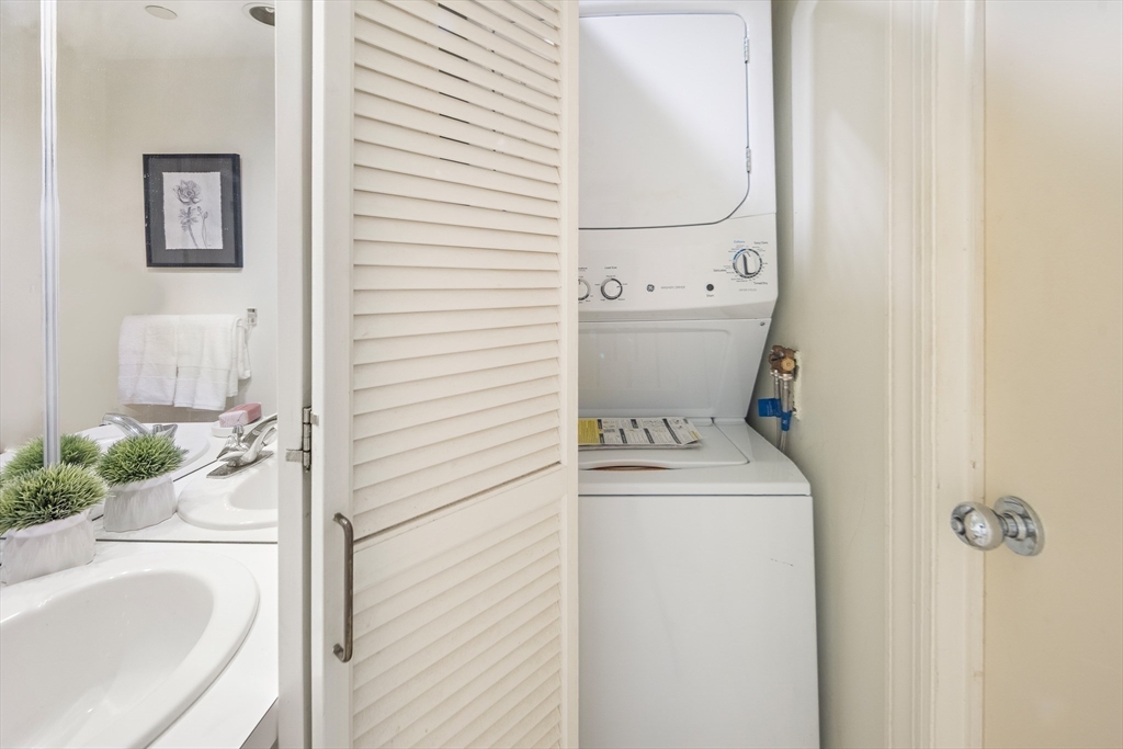 10 Rogers Street # 415