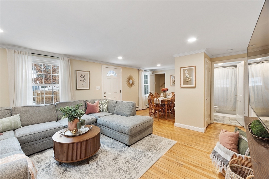 558 Massachusetts Ave