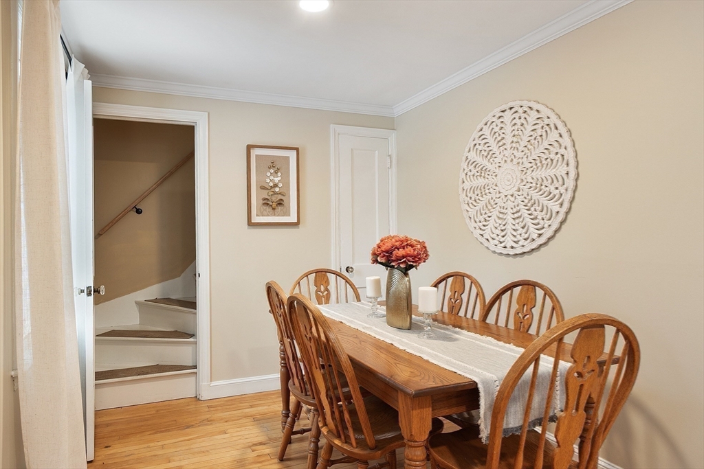 558 Massachusetts Ave