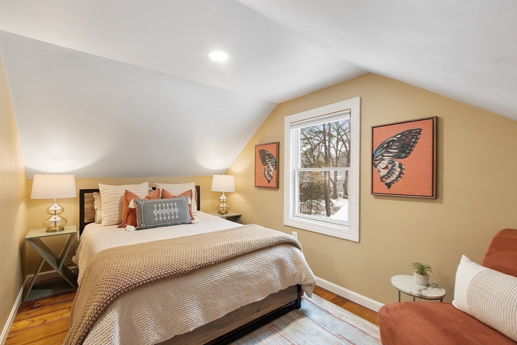 558 Massachusetts Ave