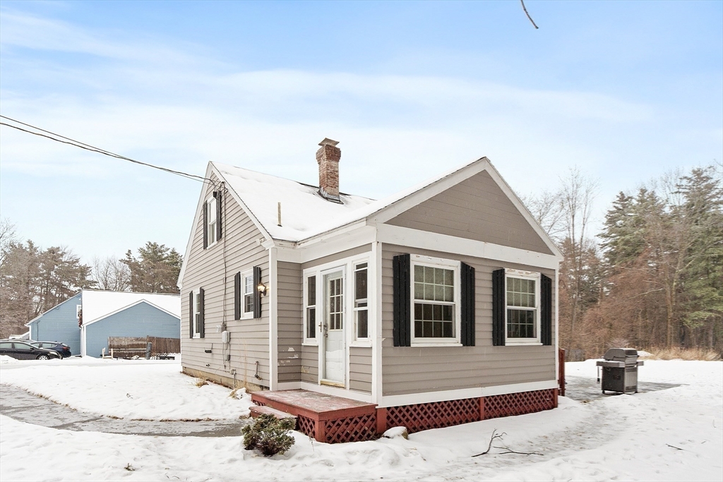 558 Massachusetts Ave