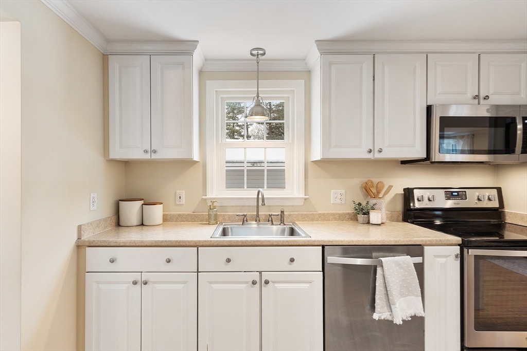 558 Massachusetts Ave