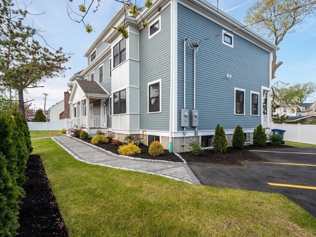 472-474 Hyde Park Ave # 472