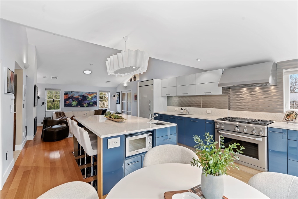 2 Melville Pl
