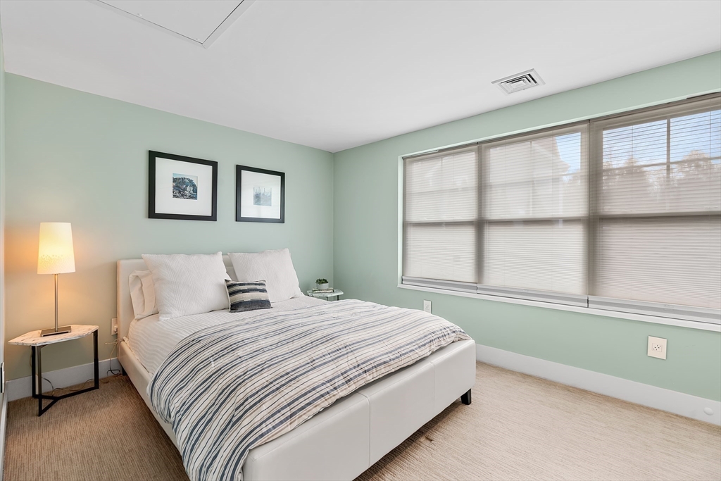 2 Melville Pl