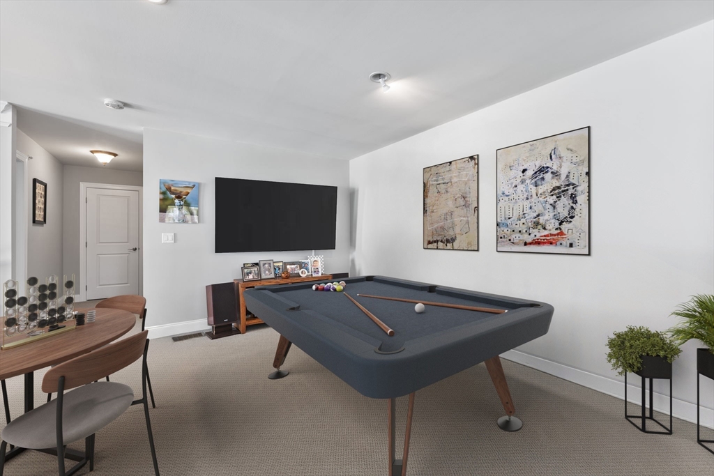 55 Phoebe St # 32