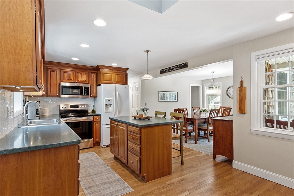 27 Mill Ln