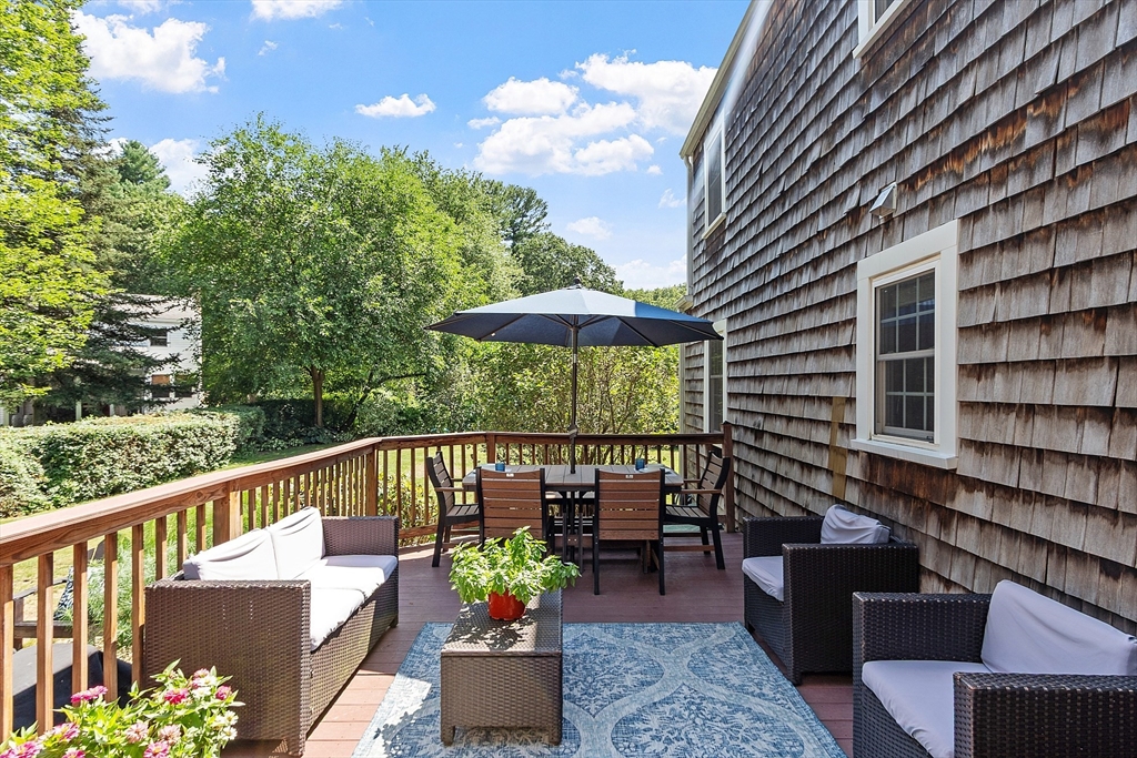 27 Mill Ln