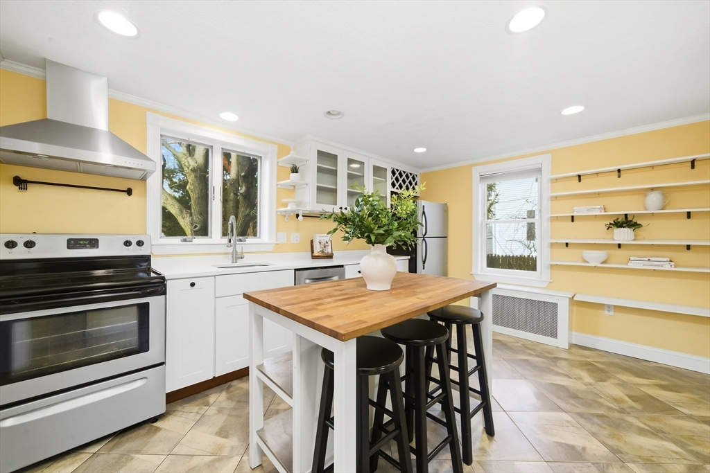 49 Spruce St