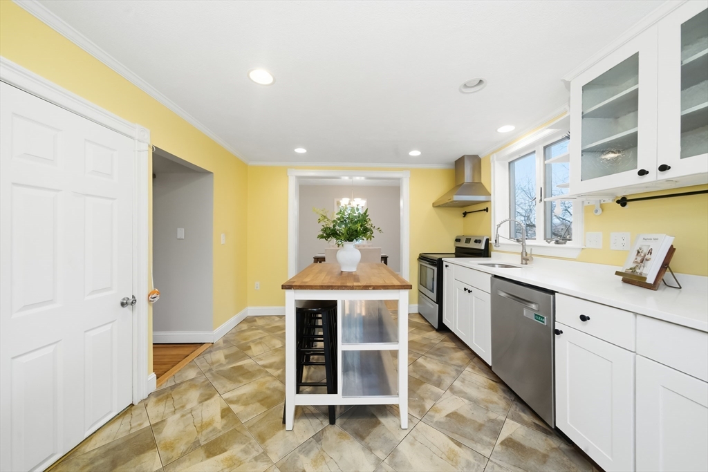 49 Spruce St