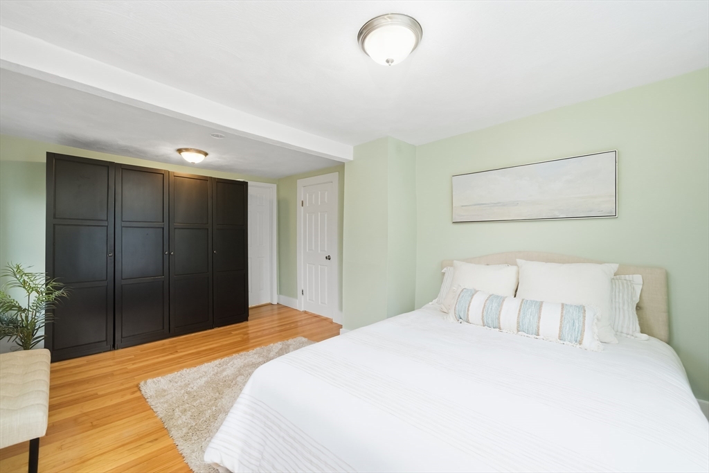 49 Spruce St