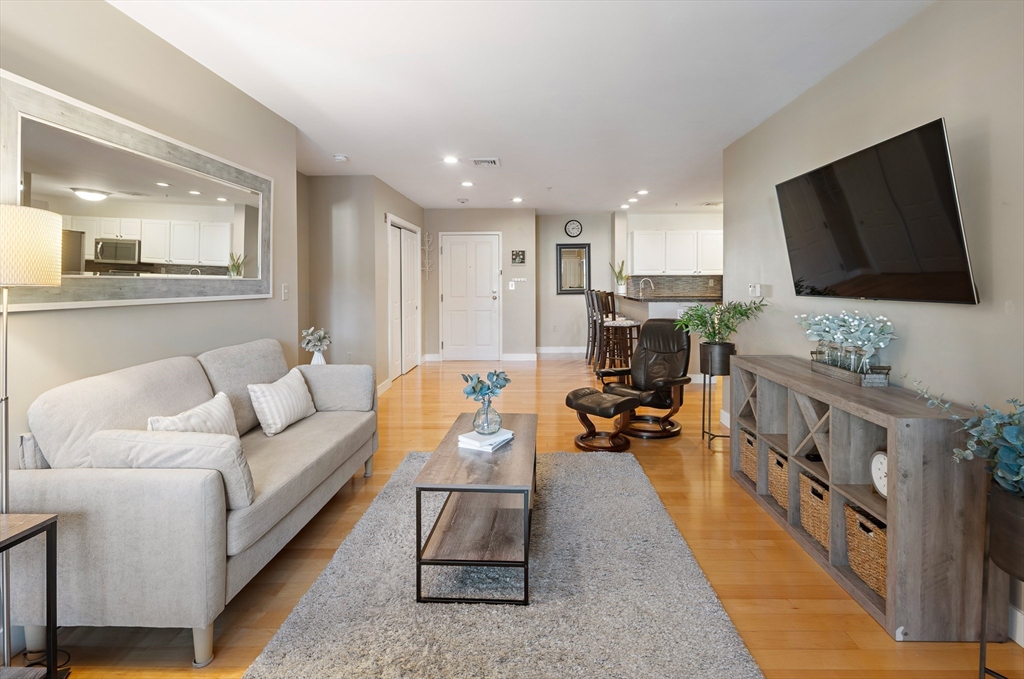 30 Franklin St # 124