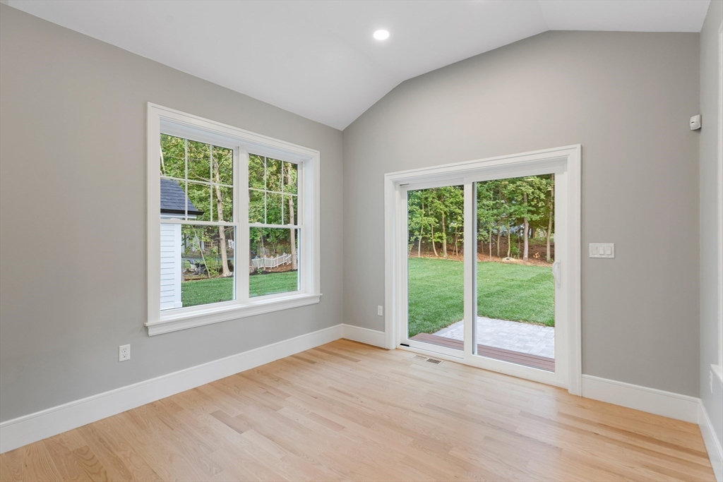 12 Pleasant St