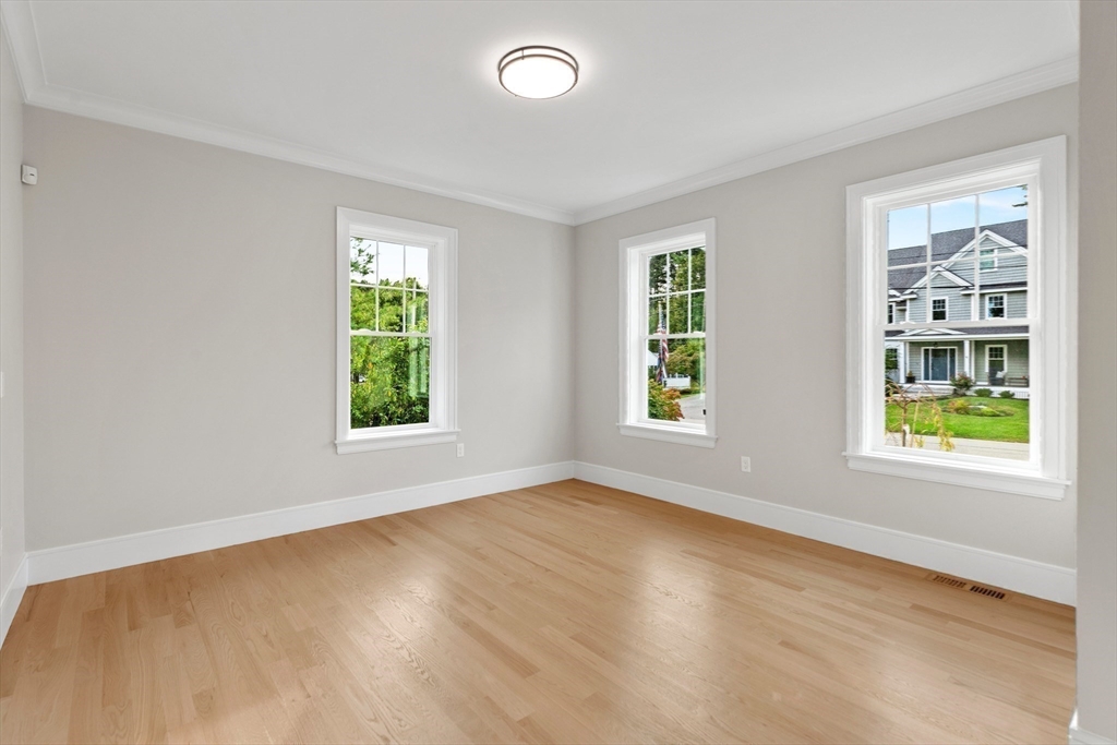 12 Pleasant St