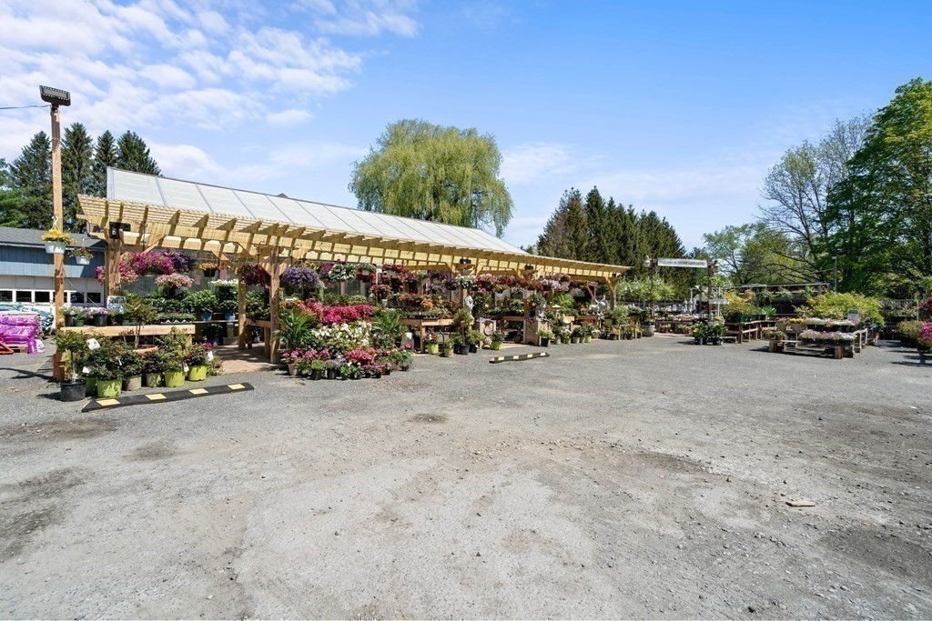 577 Great Rd