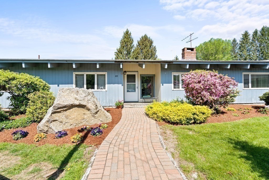 577 Great Rd