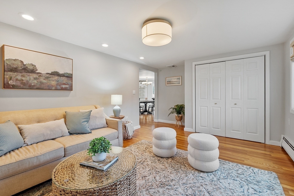 116 Windsor Ave