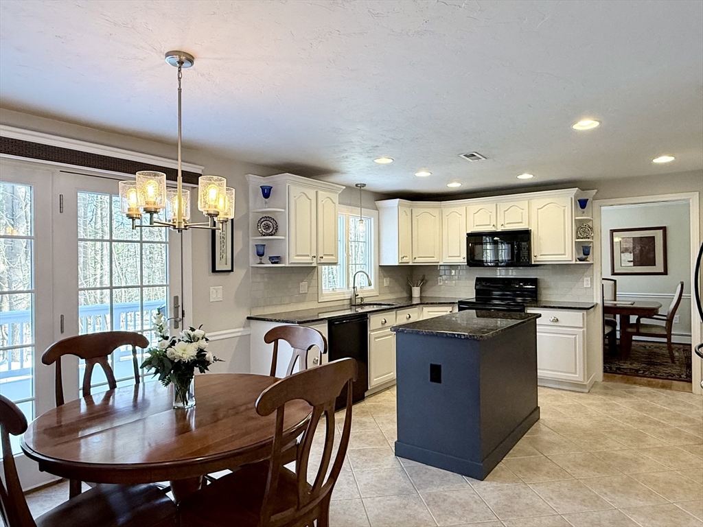 17 Forest Park Dr.