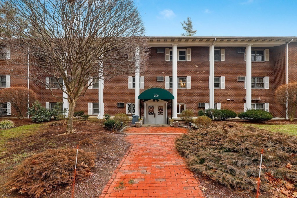 209 Great Road # 3 Unit: C-3