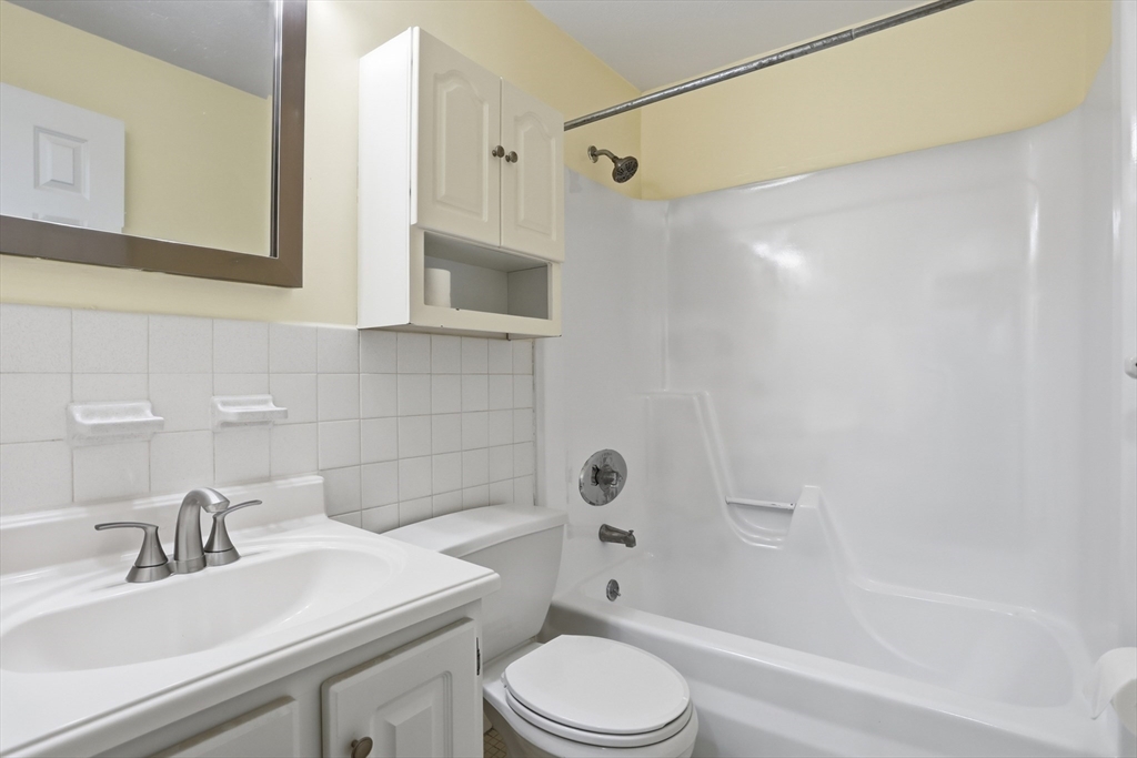 209 Great Road # 3 Unit: C-3