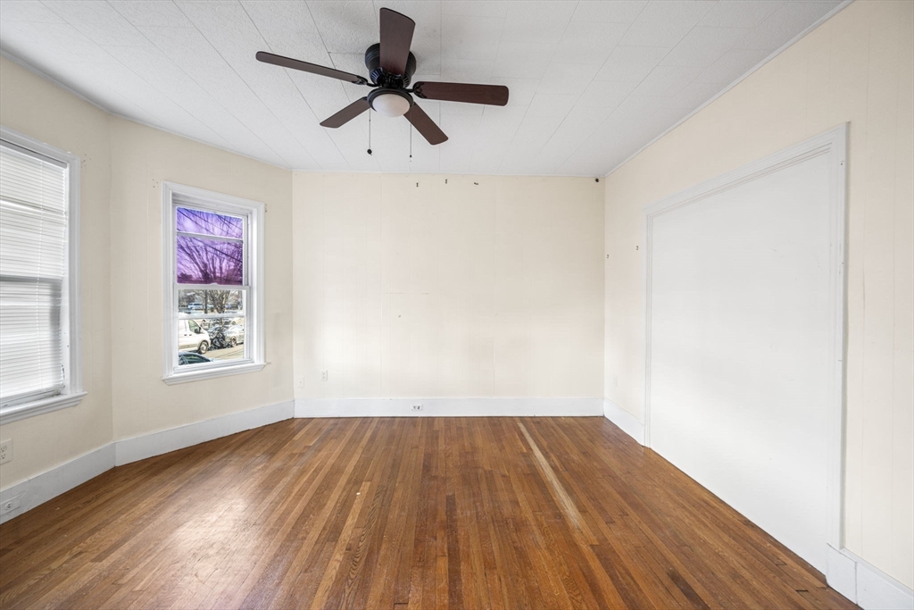 12 Porter St # 1
