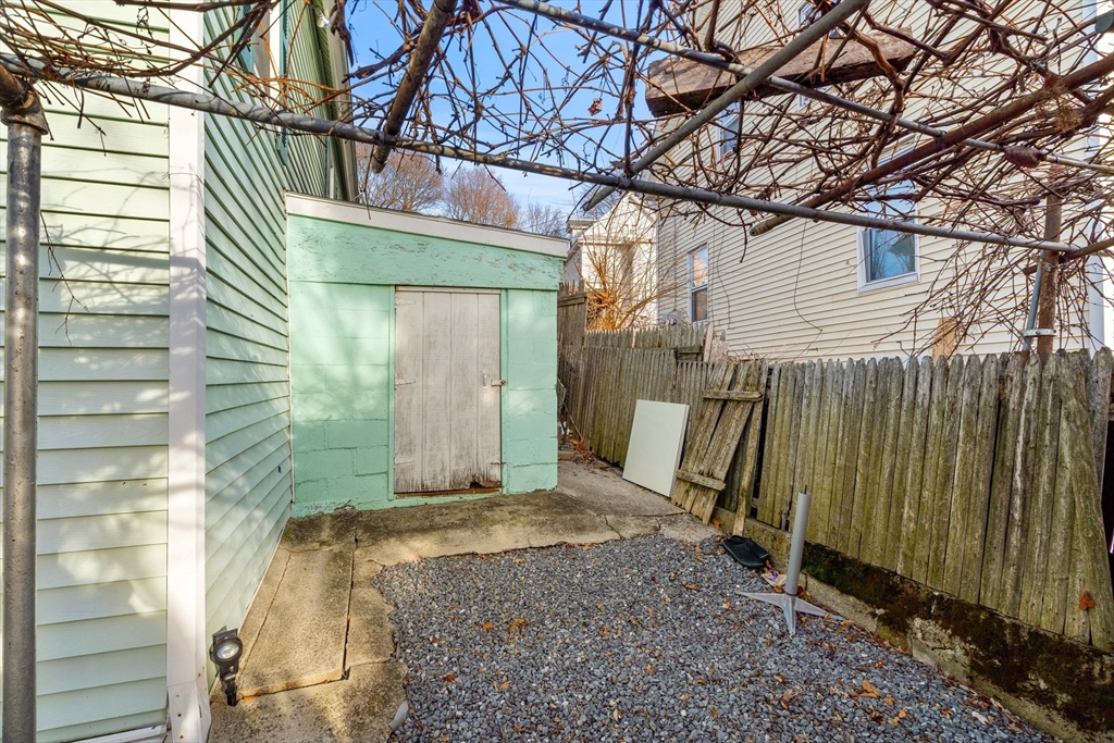 28 Liberty St