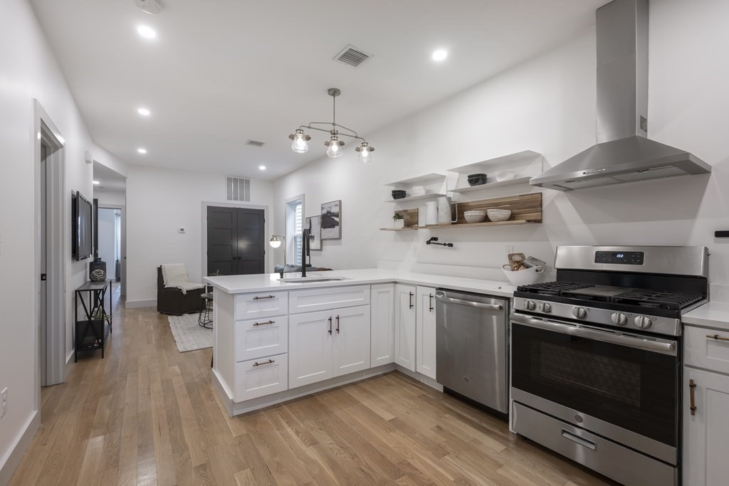 43 Wordsworth St # 2