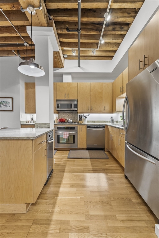 101 Broad St # 3B