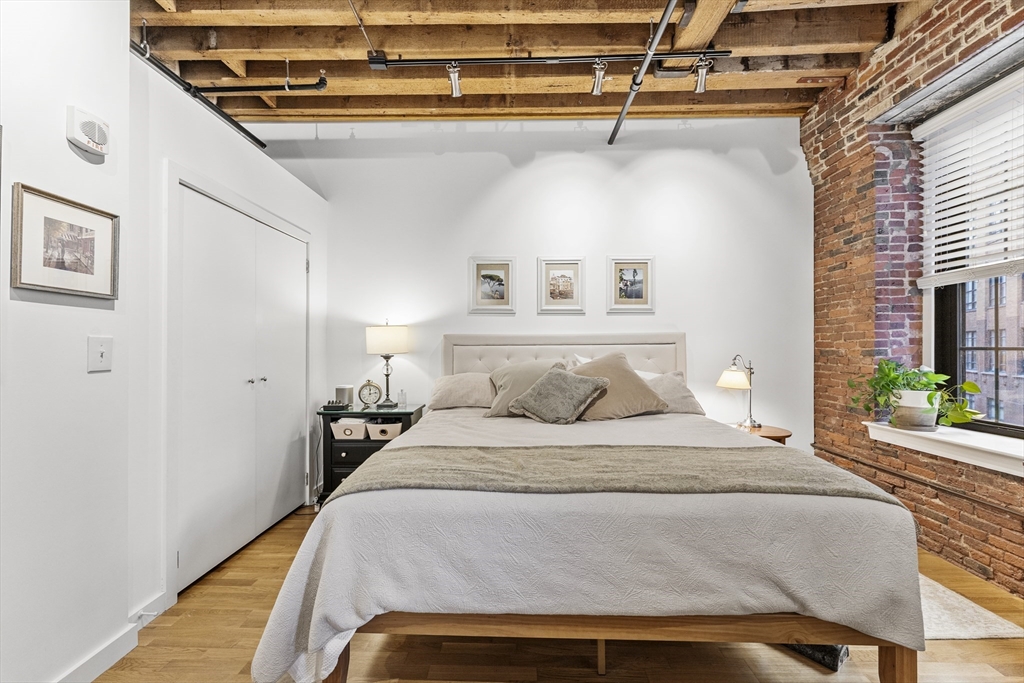 101 Broad St # 3B