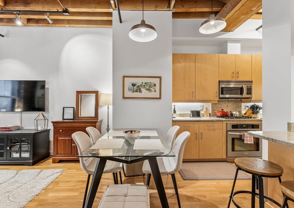 101 Broad St # 3B