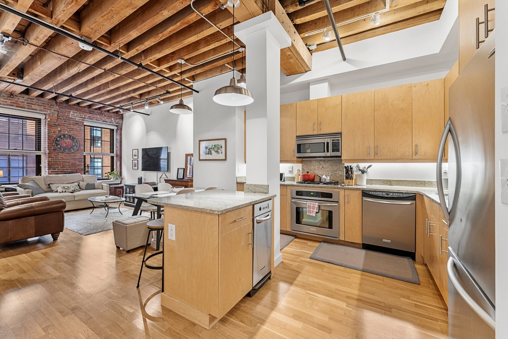 101 Broad St # 3B
