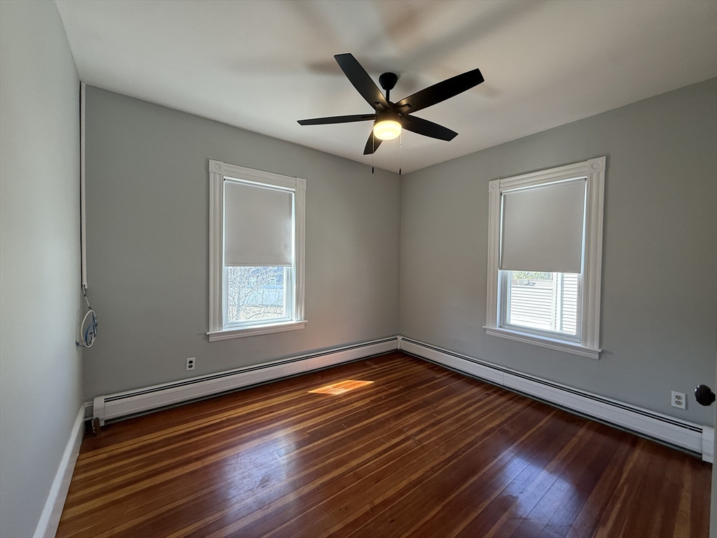 158 Grove St # 2