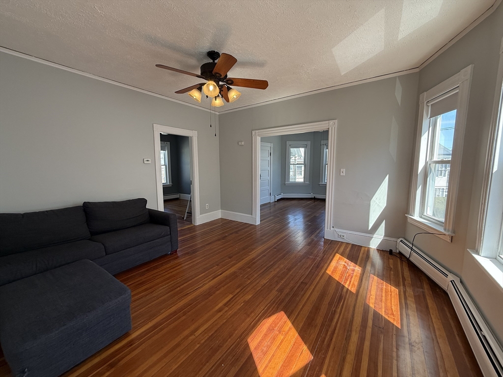 158 Grove St # 2