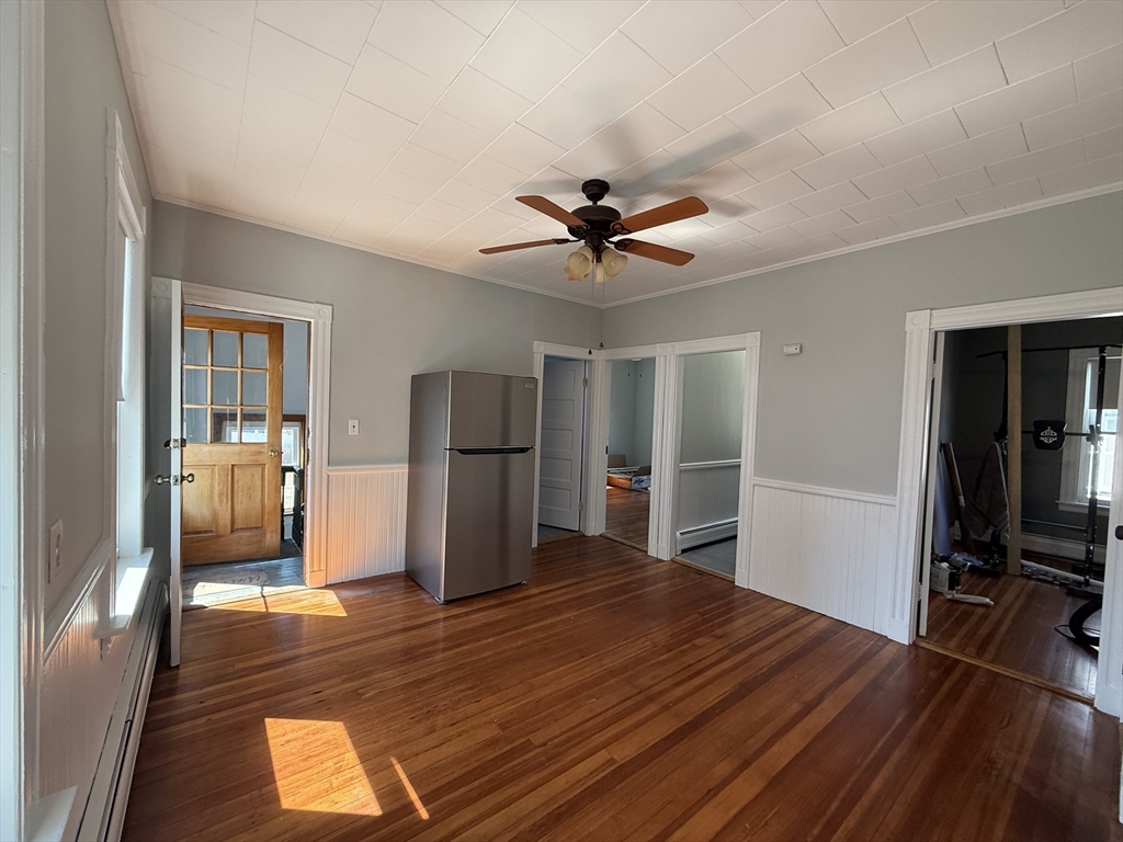 158 Grove St # 2