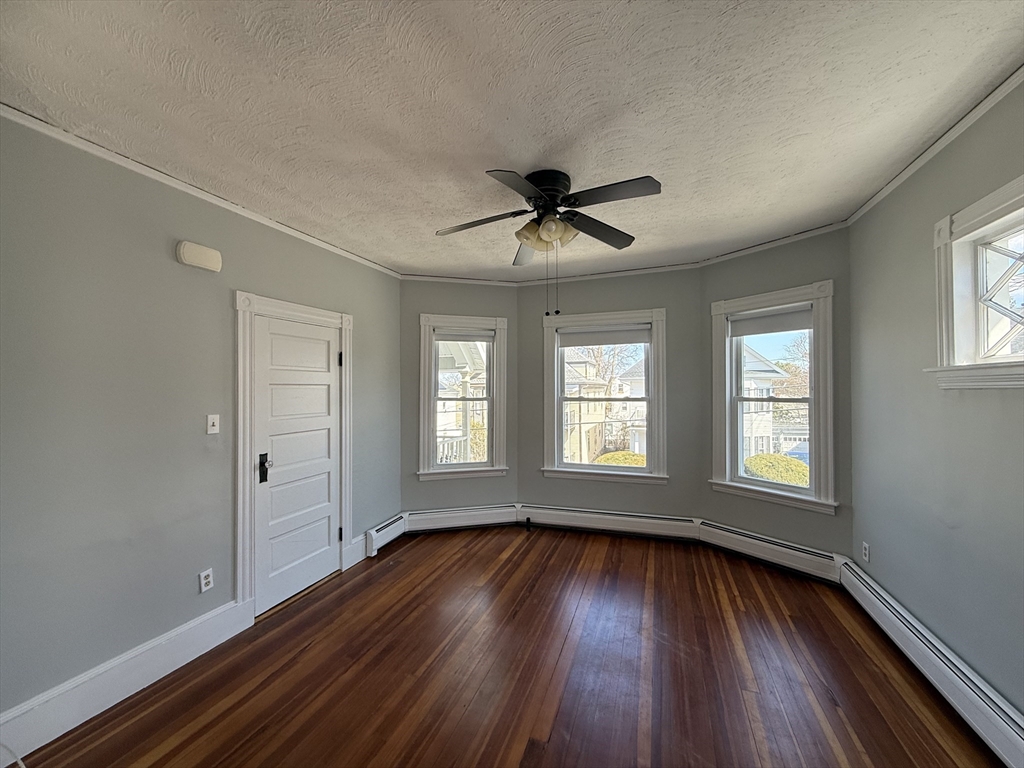 158 Grove St # 2