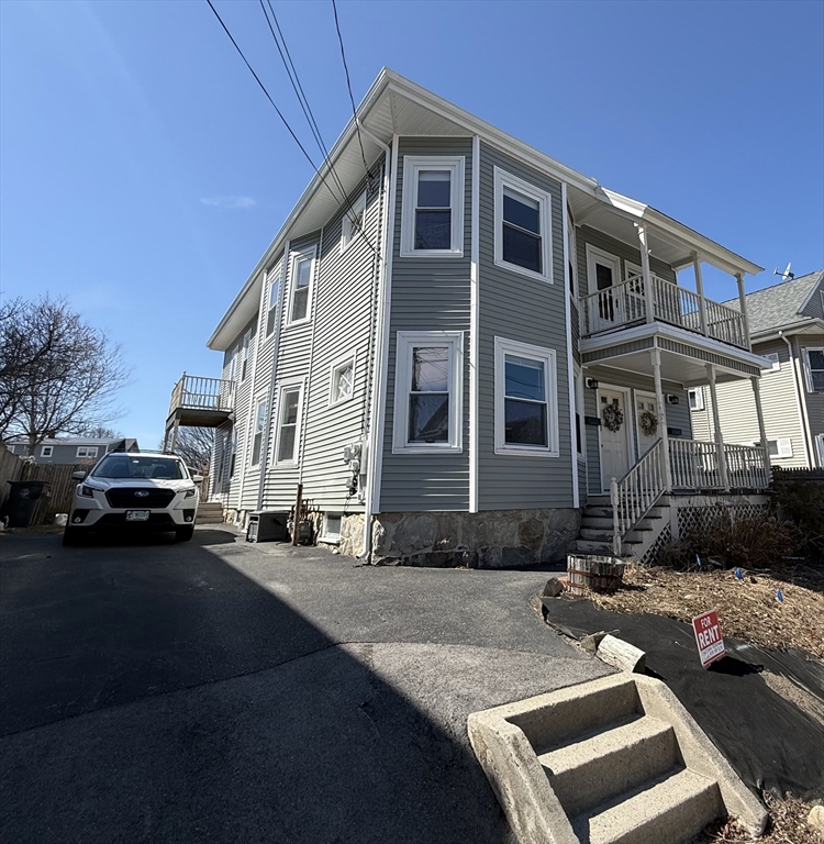 158 Grove St # 2