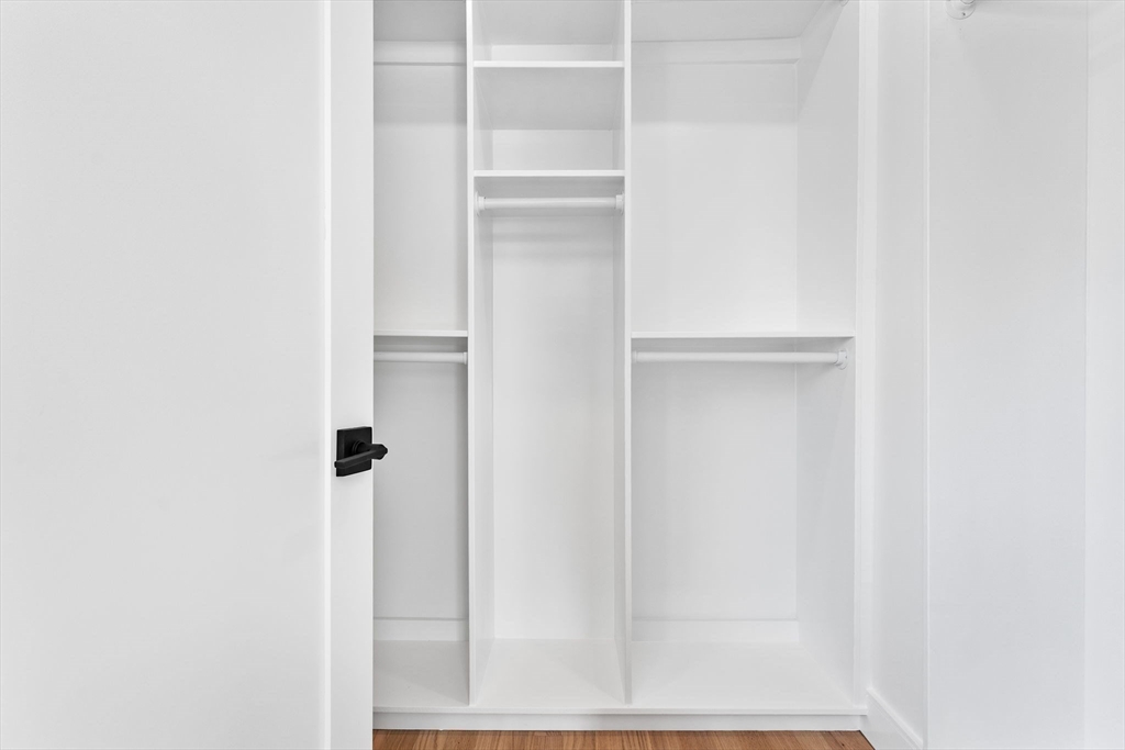 124 Woodruff Ave # 124