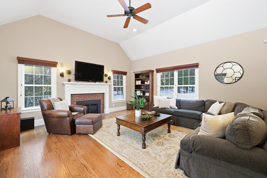 53 Sylvan Dr