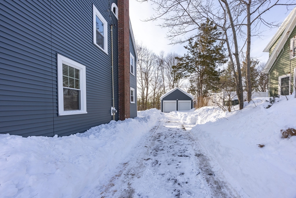 42 York St