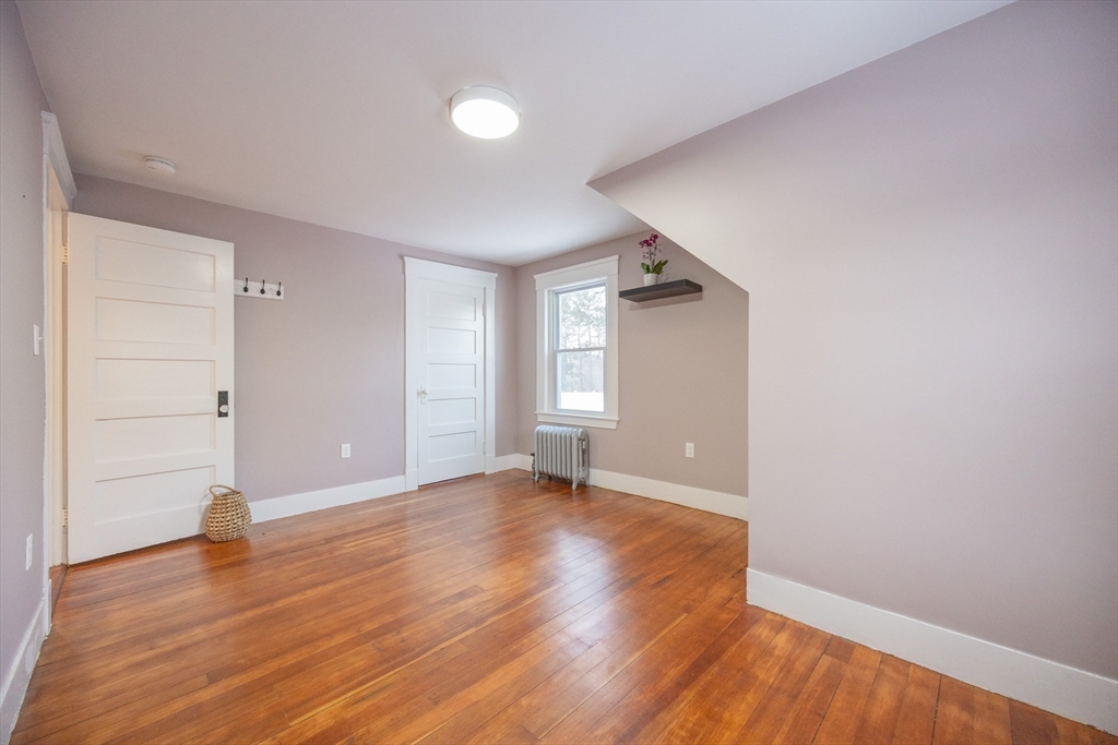 42 York St