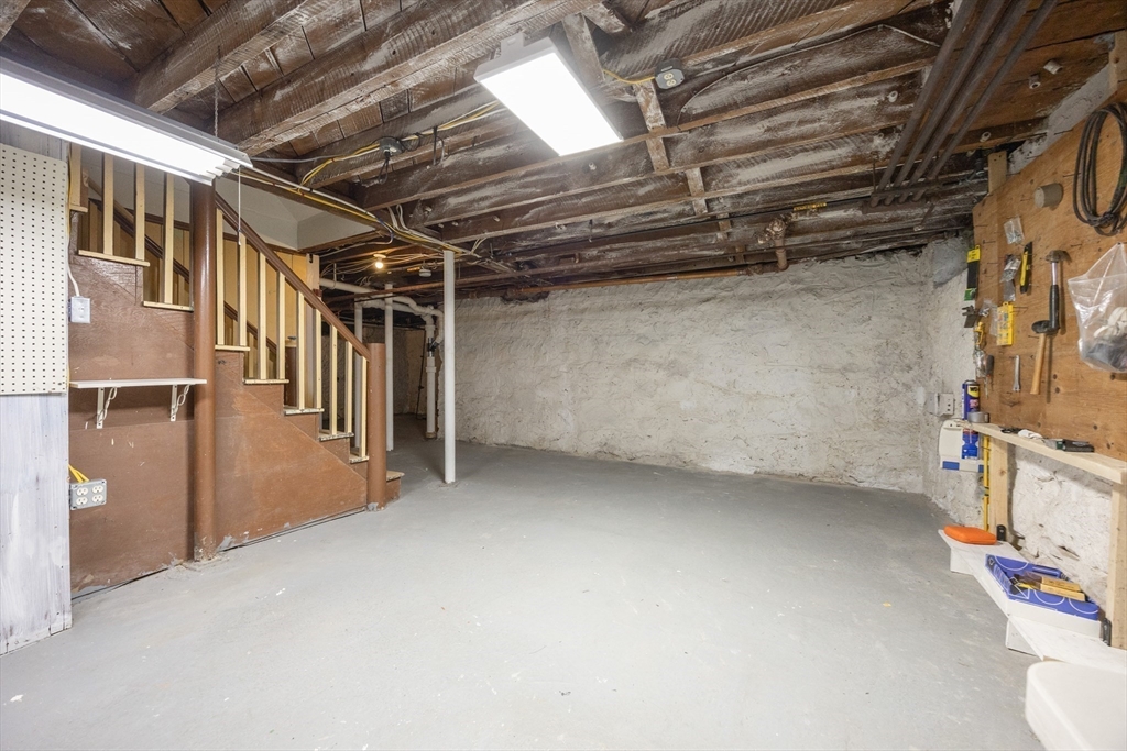 42 York St